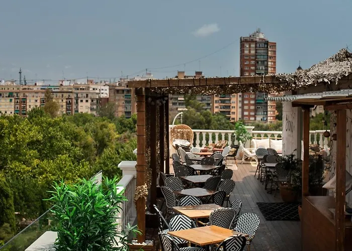 Blanq Carmen Hotel